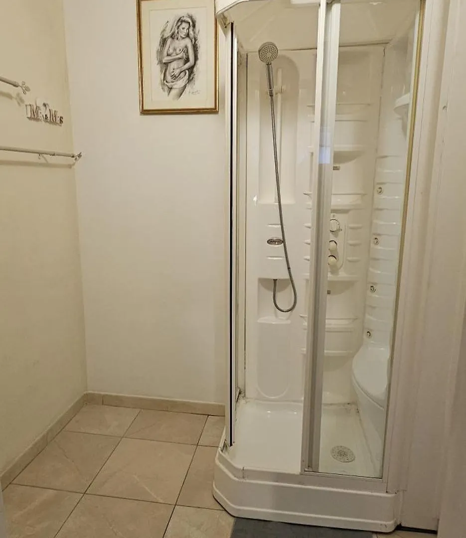 King Apartment And Suite Bologne
